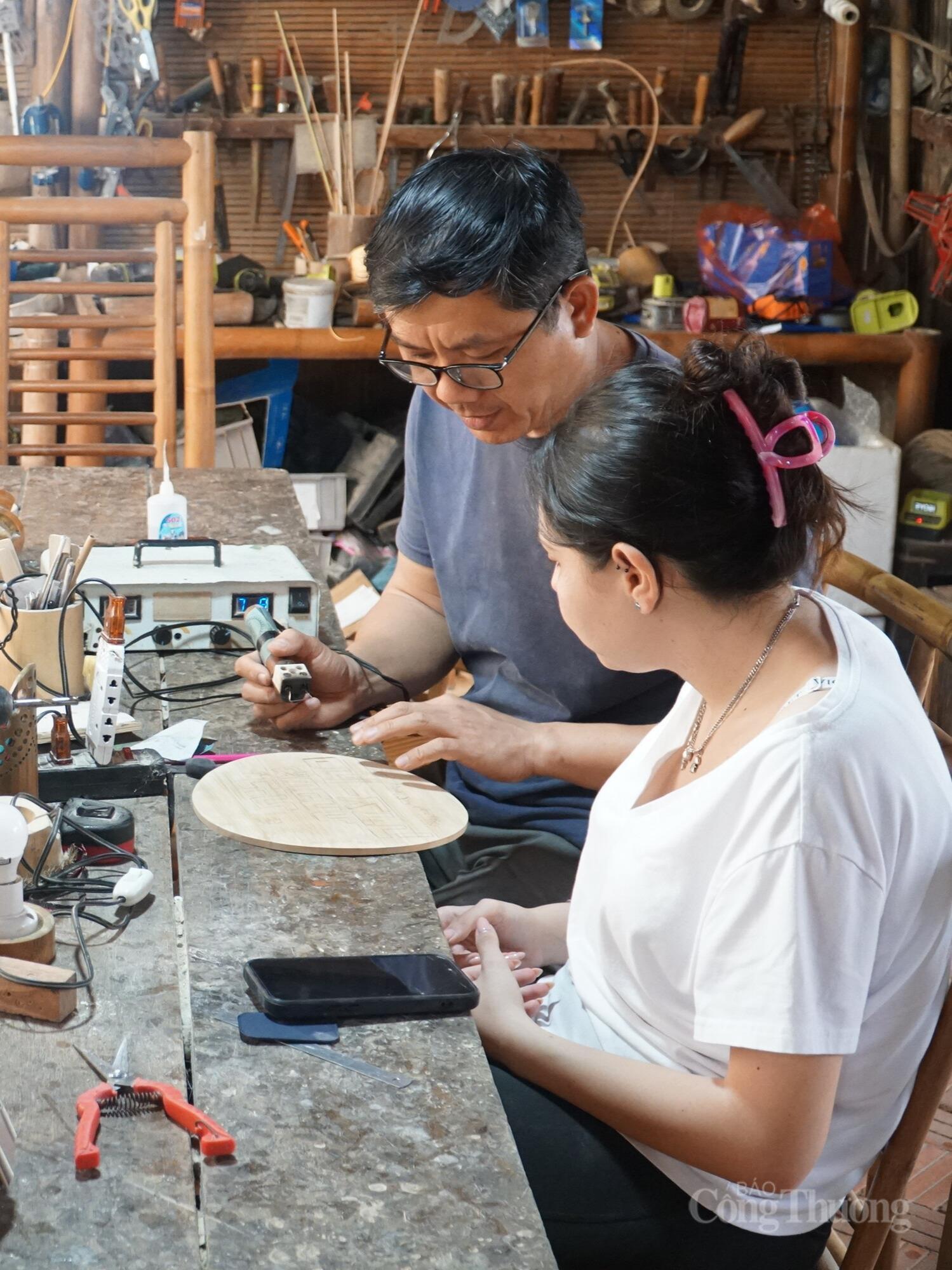 Nghệ nhân Hội An nâng tầm tre Việt - 16