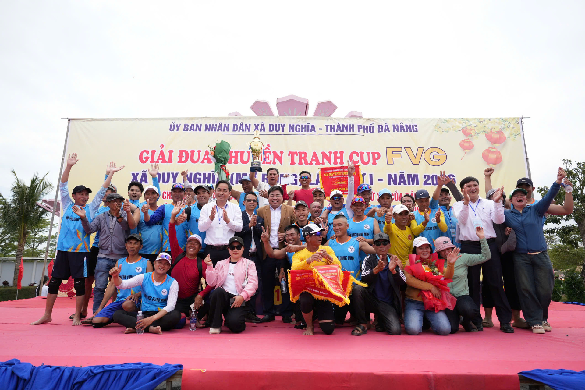 Đà Nẵng: Sôi nổi giải đua thuyền truyền thống đầu xuân - 19