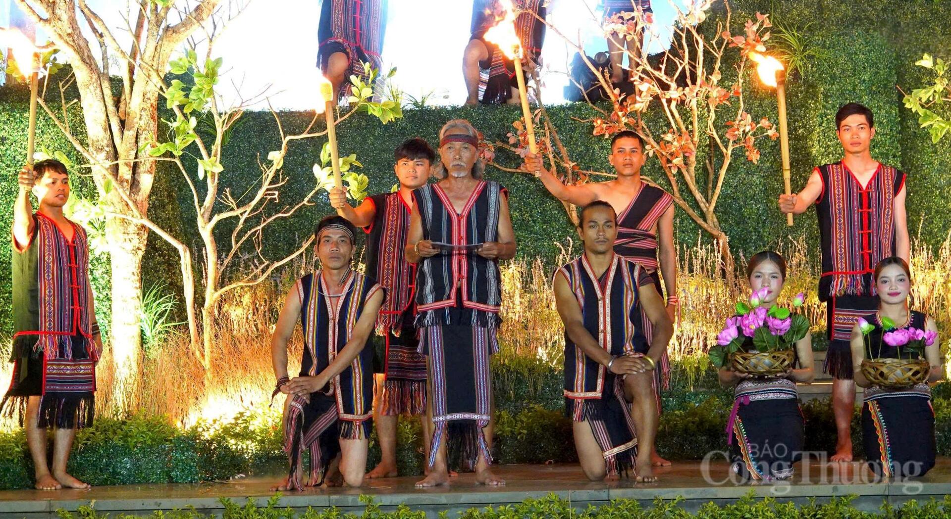Mãn nhãn chương trình nghệ thuật thực cảnh 'Đại ngàn reo' - 4