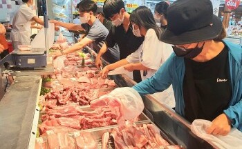 Tập đoàn Central Retail chung tay bình ổn giá thịt heo