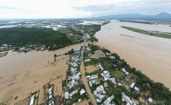 Quảng Nam: Nhiều nơi bị ngập lụt sau bão số 4