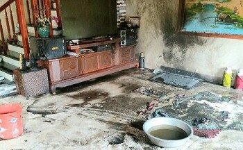 Công an tỉnh Hưng Yên khởi tố vụ ba con gái mang xăng đốt nhà mẹ đẻ