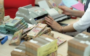 Tín dụng dự báo tăng chậm lại dù nhu cầu vốn vẫn cao