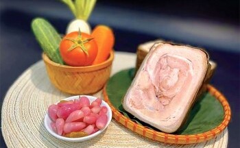 Giò nây - Món ngon làm nên vị Tết