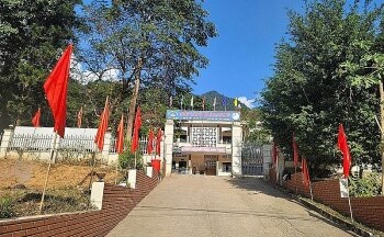 Thanh Hóa: Vì sao Trưởng phòng giáo dục huyện Quan Hoá bị kỷ luật cảnh cáo?
