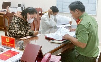 Quảng Nam: 2 người bị xử phạt vì chuyển hướng cuộc gọi đòi nợ đến đường dây nóng Bộ Công an