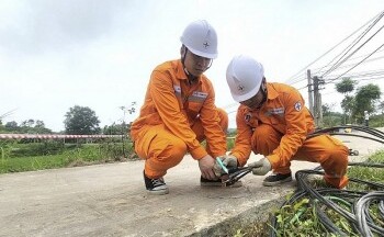 Nghệ An: Tiêu thụ điện liên tiếp 'vỡ kỷ lục' vì quá nóng