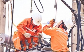 Ngành điện Bắc miền Trung: Nhiều nỗ lực trong cung ứng và tiết kiệm điện