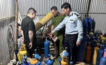 Quản lý thị trường Hà Nội: Nhiều đề xuất, kiến nghị cần gỡ vướng ngay để thực thi