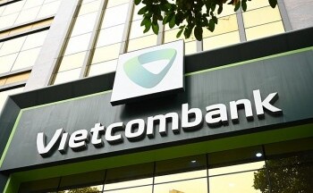 Vietcombank: Lãi cao chưa từng có, tài sản giảm 100.000 tỷ đồng