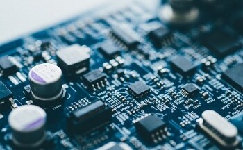 Mặt hàng xuất khẩu nào thoát tăng trưởng âm sau 8 tháng liên tiếp?