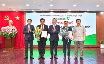 Vietcombank có 2 Phó Tổng giám đốc mới
