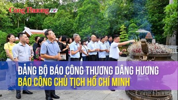 Đảng bộ Liên Minh OK VIP Giải Trí Cá Cược World Cup 2026 dâng hương, báo công Chủ tịch Hồ Chí Minh