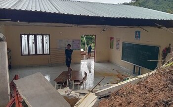 Sạt lở khiến một phòng học ở miền núi Quảng Nam bị sập