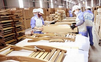 Đơn hàng tăng tốc, xuất khẩu gỗ khả năng về đích 15,2 tỉ USD