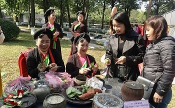Bảo tàng Dân tộc học Việt Nam tổ chức trải nghiệm Tết Việt ngày 2/2/2024