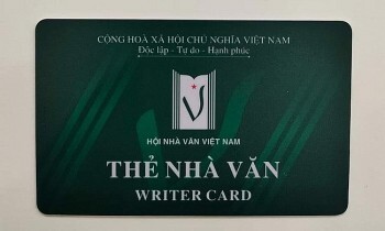 Thẻ nhà văn có gì đặc biệt?