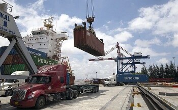 Xuất nhập khẩu hàng hóa vẫn đối diện những 'biến số' khó lường