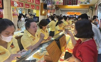 Hoá giải ''cơn khát'' vàng - Bài 3: Kinh nghiệm quốc tế và thách thức cho Việt Nam