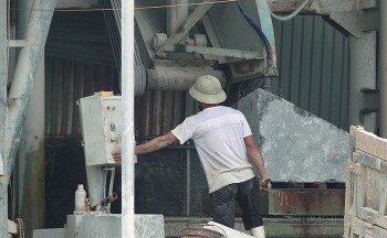 Bài 3: Nỗ lực của chính quyền địa phương khắc phục ô nhiễm môi trường tại các cơ sở chế tác đá