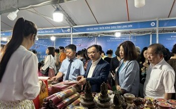 Khai mạc Hội chợ hàng tiêu dùng - Hà Nội 2024 tại quận Hà Đông