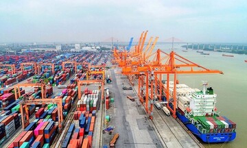 “Xanh hóa” để phát triển logistics bền vững
