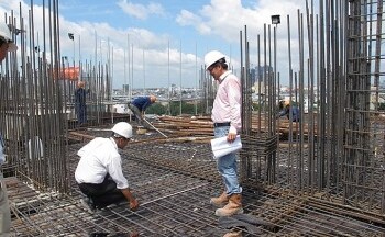 Giá thép hôm nay ngày 28/5/2024: Giữ giá ổn định, cổ phiếu ngành thép đang lên?