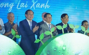 Tăng tốc chuyển đổi xanh để đạt mục tiêu cam kết tại COP 26