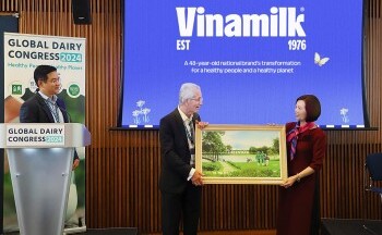 Vinamilk tạo ấn tượng với thương hiệu mới và thông điệp “Để tâm thay đổi” tại Hội nghị sữa toàn cầu 2024