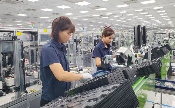 Tăng cường giám sát việc thực hiện chính sách tăng lương cho người lao động
