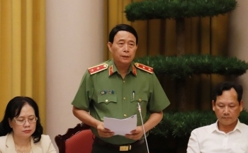 Thứ trưởng Bộ Công an Lê Quốc Hùng thông tin về trừ điểm giấy phép lái xe với người vi phạm