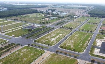 Cơ quan nào phê duyệt phương án đấu giá quyền sử dụng đất 11 mặt bằng quy hoạch của TP. Thanh Hóa?