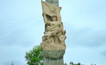 Về Thượng Đức anh hùng