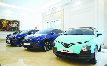 Cú nhảy vọt của xe điện trong nước, giải bài toán trạm sạc thế nào?