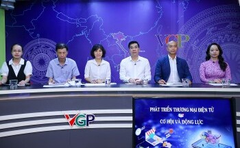 Đang diễn ra Tọa đàm ''Phát triển thương mại điện tử - Cơ hội, động lực và thách thức''
