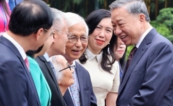 Tổng Bí thư, Chủ tịch nước Tô Lâm gặp mặt kiều bào tiêu biểu