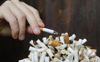 Vì sao hút thuốc lá lại khiến bạn già đi nhanh chóng?