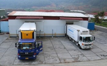 Những chuyến xe chở nặng nghĩa tình...