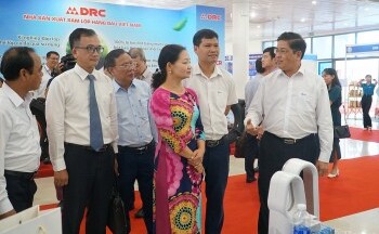 Triển lãm giới thiệu hàng trăm sản phẩm xanh, tiết kiệm năng lượng