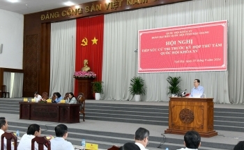 Chủ tịch Quốc hội Trần Thanh Mẫn tiếp xúc cử tri tại Hậu Giang