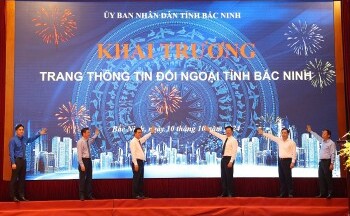 Cần phải lấy người dân, doanh nghiệp là trung tâm trong chuyển đổi số