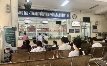 Bệnh viện vẫn thiếu thuốc, vật tư y tế cục bộ: Lỗi có phải chỉ ở công tác đấu thầu?
