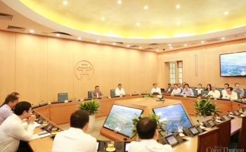 Chủ tịch Hà Nội yêu cầu giải quyết các dự án chậm triển khai theo đúng quy định pháp luật