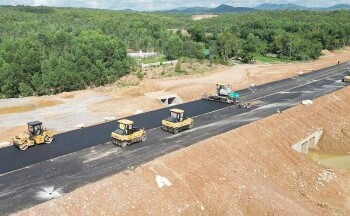 Thủ tướng yêu cầu đẩy nhanh giải ngân vốn đầu tư công những tháng cuối năm 2024