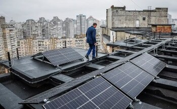 Người dân Ukraine tìm đến ‘năng lượng xanh' để đối phó với mùa đông khắc nghiệt