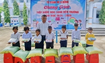 Gia Lai: Thầy giáo làng và hành trình gieo hy vọng, ươm mầm tri thức cho trò nghèo