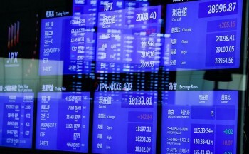 Cổ phiếu châu Á khởi đầu năm 2025 đầy biến động