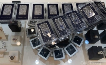 Giá bạc hôm nay 6/2/2025: Bạc chạm ngưỡng 33,02 USD/ounce