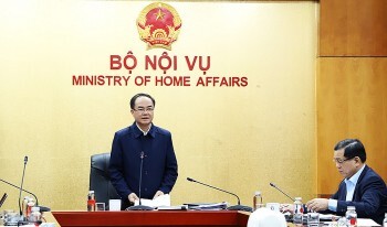 Trên 60 người xin nghỉ hưu khi hợp nhất Bộ Nội vụ