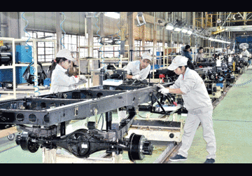 Doanh nghiệp ô tô trong nước cần được hỗ trợ